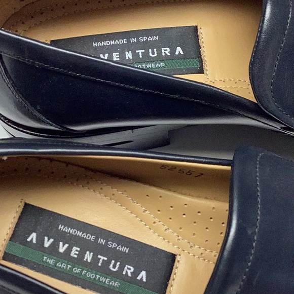 Men’s Size 9M AVVENTURA Shoes - Picture 2 of 16